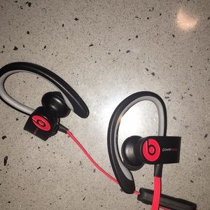 Power beats 2